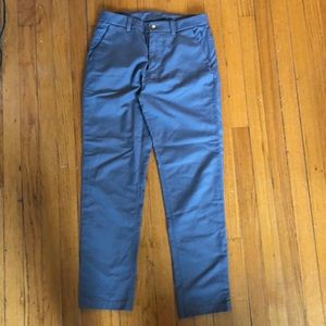 Light grey lululemon men’s commission pant